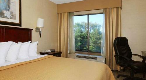 Легло или легла в стая в Quality Inn & Suites Bensalem