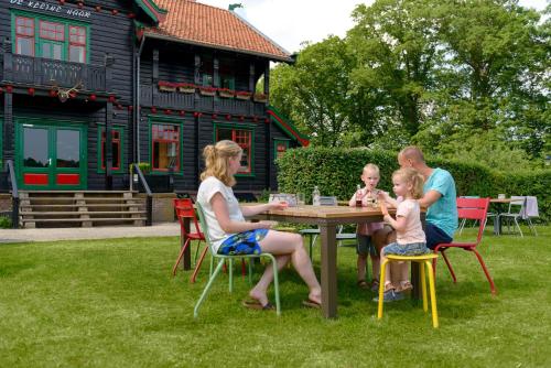 Гости Stayokay Hostel Gorssel - Deventer
