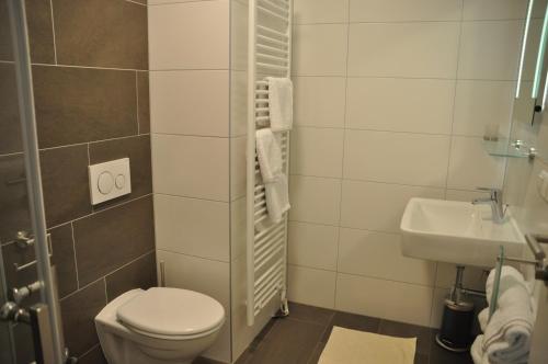 Ένα μπάνιο στο KM Hotel Murtal
