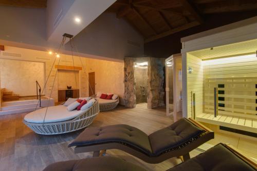 Кровать или кровати в номере Wine Residence Cattunar