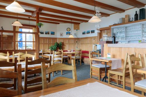 Εστιατόριο ή άλλο μέρος για φαγητό στο Hotel Restaurant Alpina