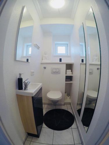 Koupelna v ubytování Exkl. Studio nähe Messe