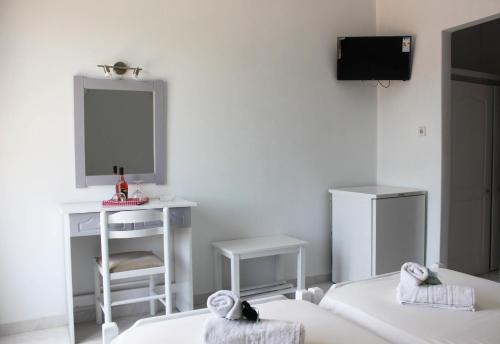 Gallery image of Syros Holidays in Vari