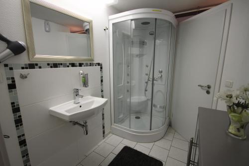 Bathroom sa Pension Lamme