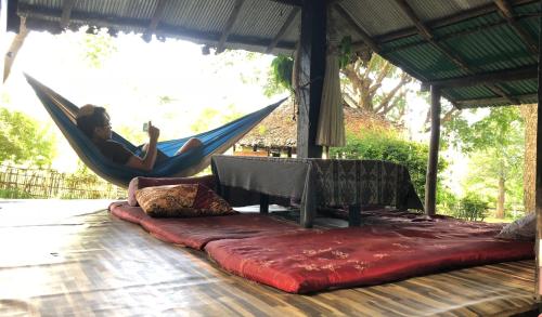 Κήπος έξω από το Bannamhoo Bungalows