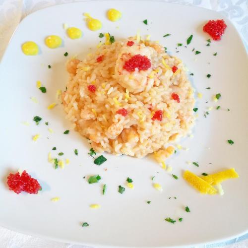 ホテルの敷地内または近くでの食事または食べ物