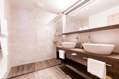 Koupelna v ubytování Hotel Alpenland