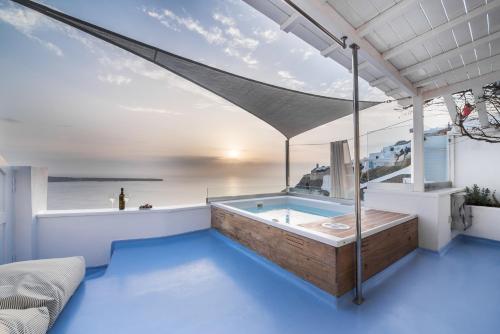 Легло или легла в стая в Hyperion Oia Suites