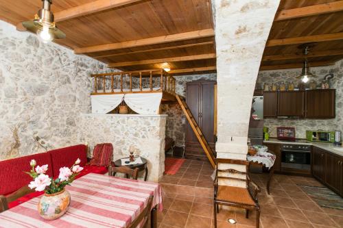 Χώρος καθιστικού στο Irini΄s house