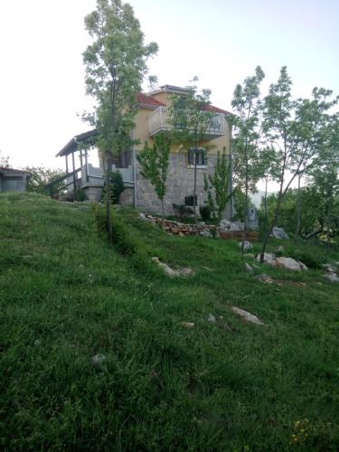 Taman di luar Holiday Home Jadrić