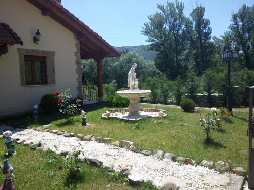 Fotografia z galérie ubytovania Casa Rural Refugio del Cueto*** v destinácii Villamanín