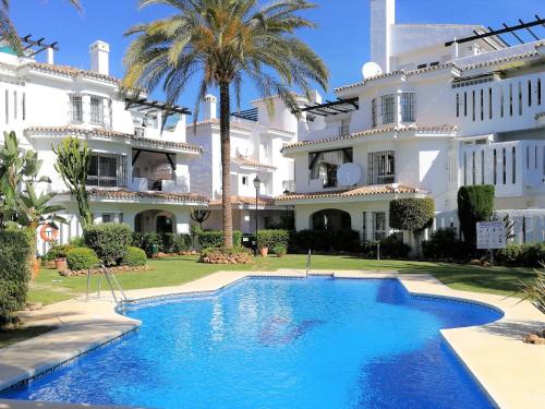 Los Naranjos Puerto Banús I, Marbella – Updated 2022 Prices