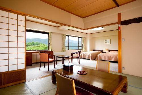 Gallery image of Hotel Sunbird in Minakami