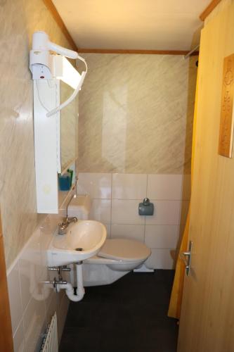 Ванна кімната в Homestay Brienz