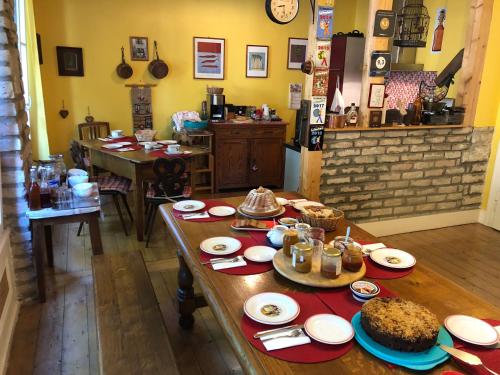 Jídlo v bed and breakfast nebo okolí