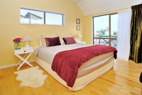 Lova arba lovos apgyvendinimo įstaigoje Salisbury Apartment - Christchurch Holiday Homes