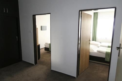 Galeriebild der Unterkunft Hotel Skalsky dvur in Bystřice nad Pernštejnem