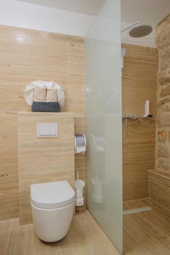 Ванная комната в Luxury View Marjan