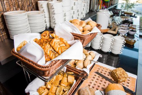 Еда / где поесть недалеко от отеля