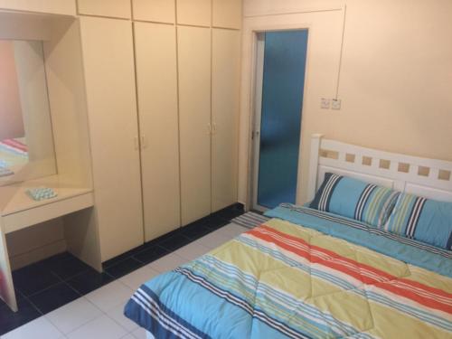 Letto o letti in una camera di 3BR Apartment at Kumbang Pasang BSB
