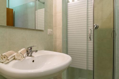 A bathroom at Nero D'Avola Morgante