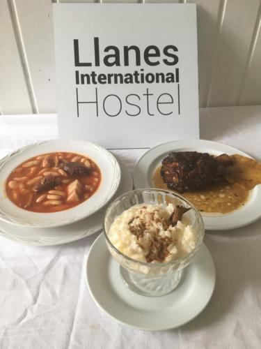 Gambar di galeri bagi Llanes International Hostel di poo de Llanes