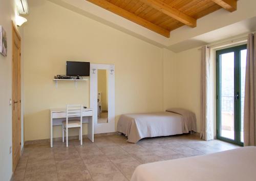 A bed or beds in a room at Il Biscardino