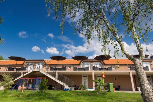 Gallery image of Apartmani "ROSHU" in Soko Banja