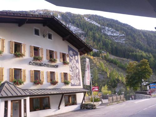 Gallery image of Hotel Gomagoierhof in Stelvio