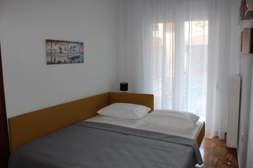 Old Town Apartment with Sea View