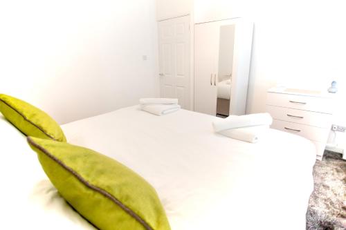Gallery image of Lovely 3 Bedroom House - Close to all attractions - Free Parking in Tamworth