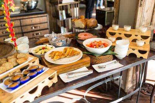 Đồ ăn tại/gần khách sạn