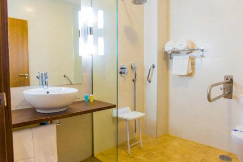 Koupelna v ubytování BLUESEA Dimona Suites