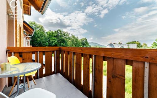 Μπαλκόνι ή βεράντα στο Wonder Home - Apartamenty z balkonami Leśny Dom II - w cichej i zielonej części Karpacza