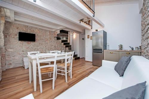 Apartments CASA ROCCIA BIANCA