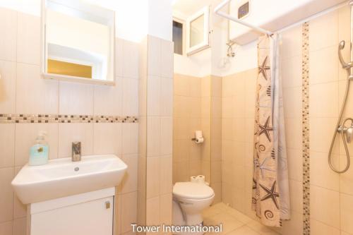 Home Apartment near Blaha Lujza Square 1072 Budapest, Nyár utca 5. fszt 6 kép - 3