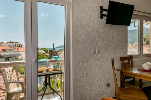 Fotografie z fotogalerie ubytování Apartmani Stefanovic v destinaci Herceg-Novi