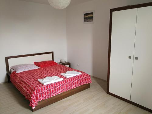 Postel nebo postele na pokoji v ubytování Sara Sea View Olimp