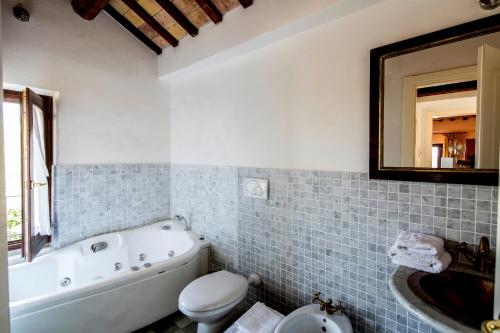 Gallery image of Casali Costadoro in Acquaviva Picena