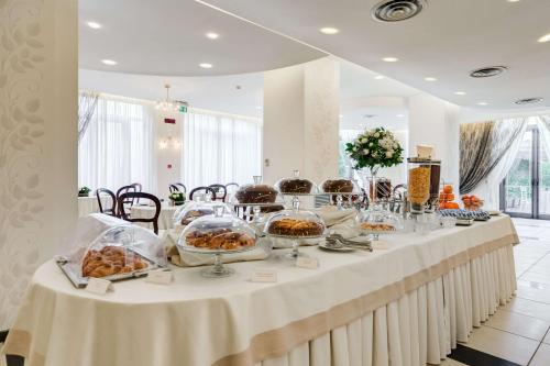 Mad på hotellet eller i nærheden