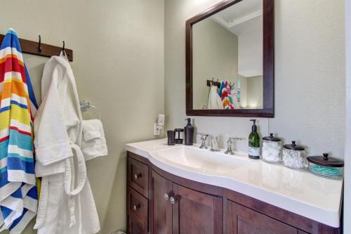 Ένα μπάνιο στο Blue Angels Room Mercer Island