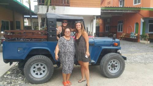 Επισκέπτες που μένουν στο Phangan Guest House