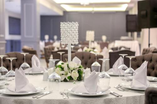 Restoran atau tempat lain untuk makan di AYMİRA HOTEL & SPA