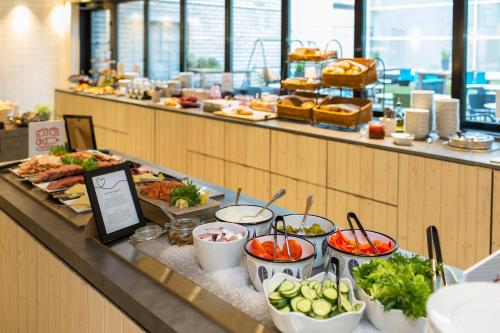 Jídlo v hotelu nebo okolí