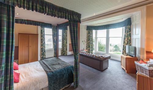 Foto de la galería de Cumbria Grand Hotel en Grange Over Sands