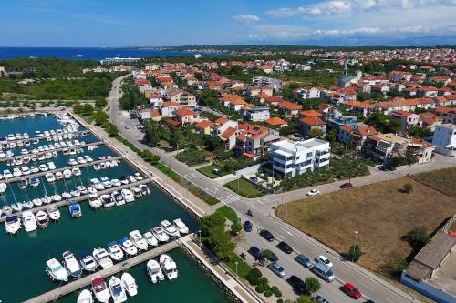 Marija Anchor Exclusive