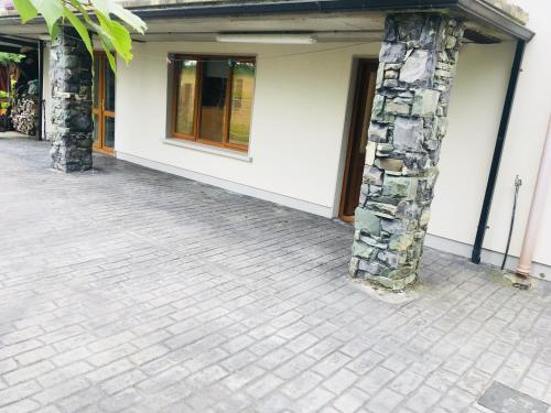Bangunan di mana terletaknya apartmen