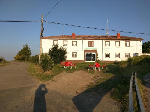 Το κτήριο όπου στεγάζεται  το hostel
