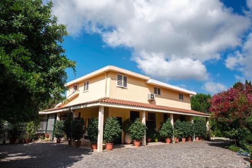 Το κτήριο όπου στεγάζεται  το bed & breakfast