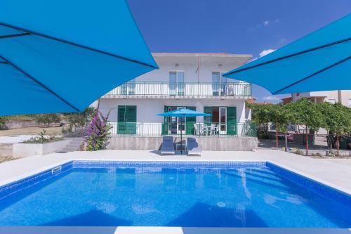 Swimmingpoolen hos eller tæt på Holiday apartment